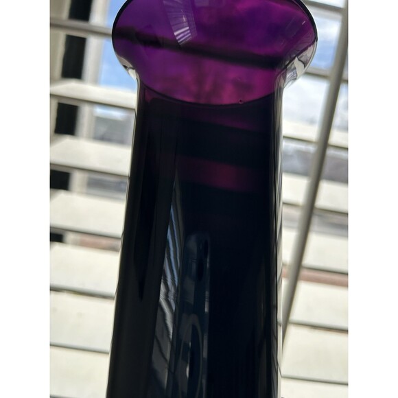 19th CENTURY, BLACK AMETHYST FLUTED VASE, 8.75Hx4W, Blown, Very Elegant - Picture 1 of 5